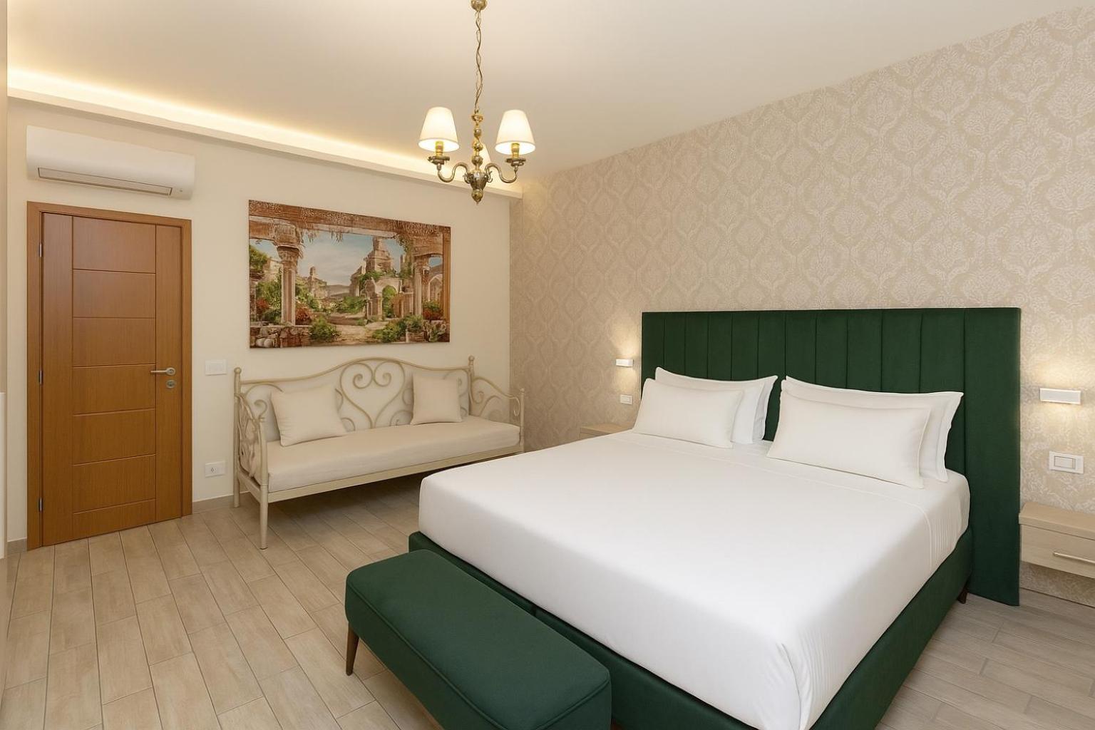 Romano Suite B9 外观 照片
