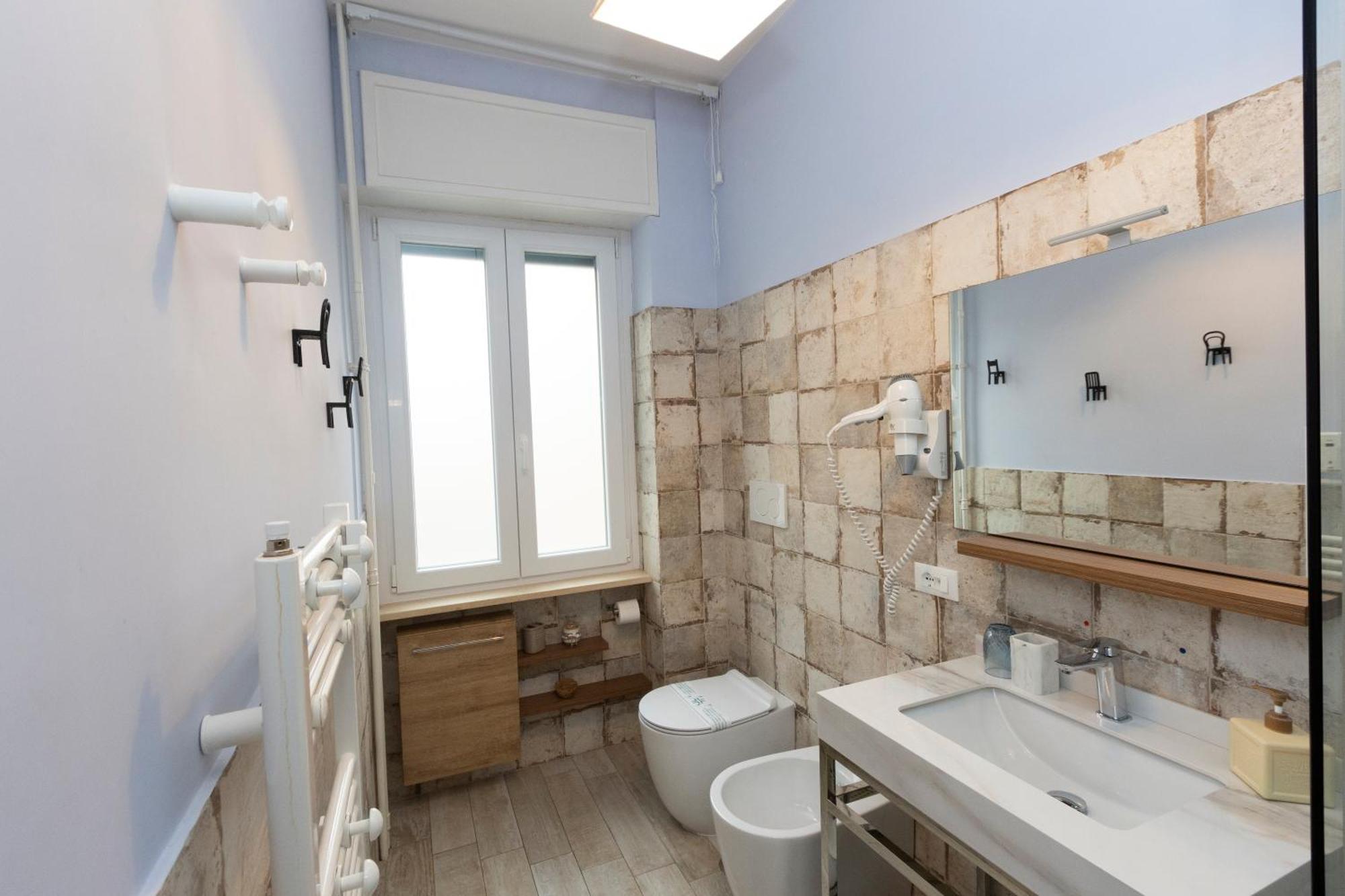 Romano Suite B9 外观 照片