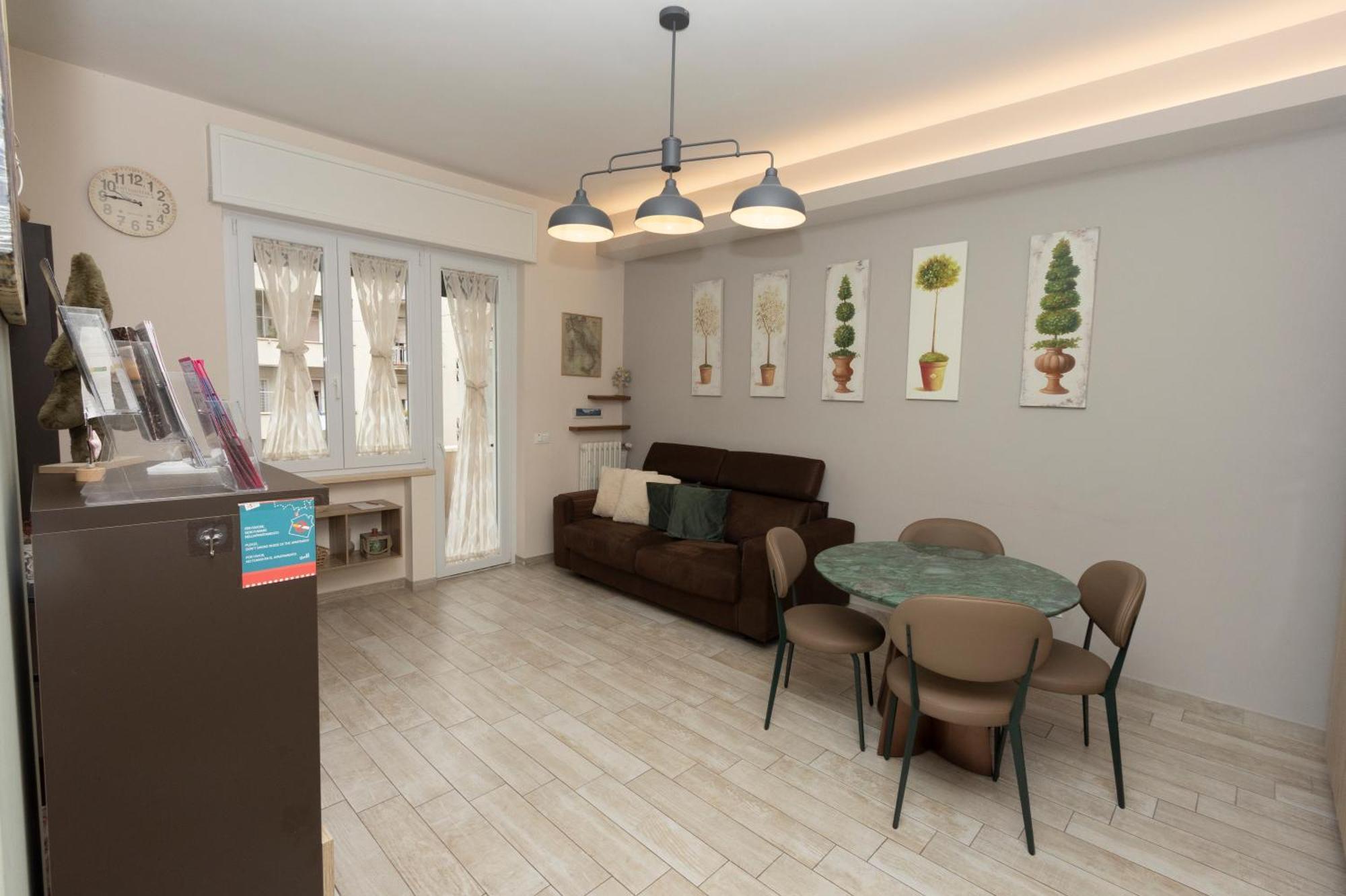 Romano Suite B9 外观 照片