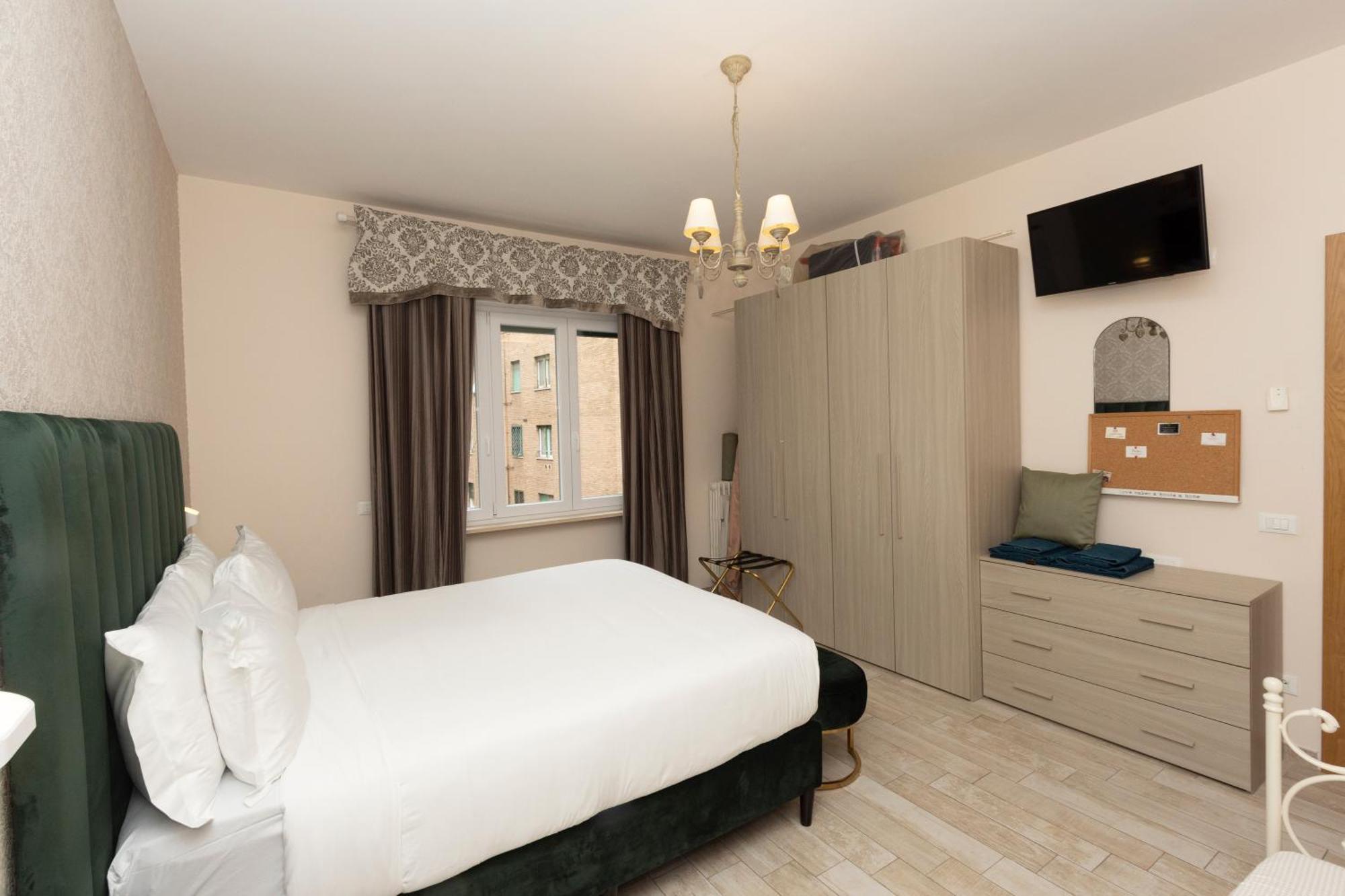 Romano Suite B9 外观 照片