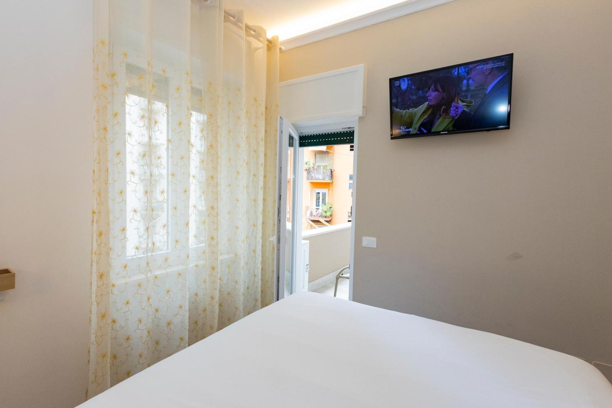 Romano Suite B9 外观 照片