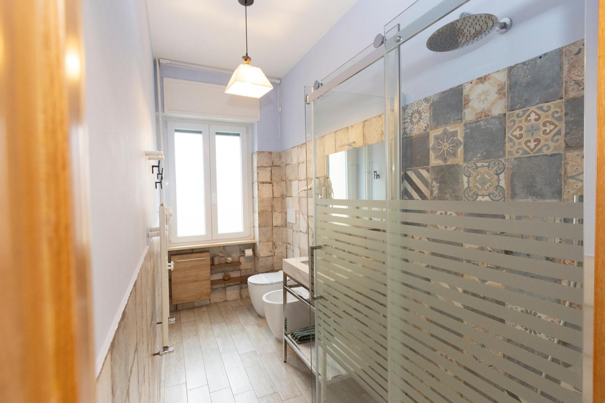 Romano Suite B9 外观 照片