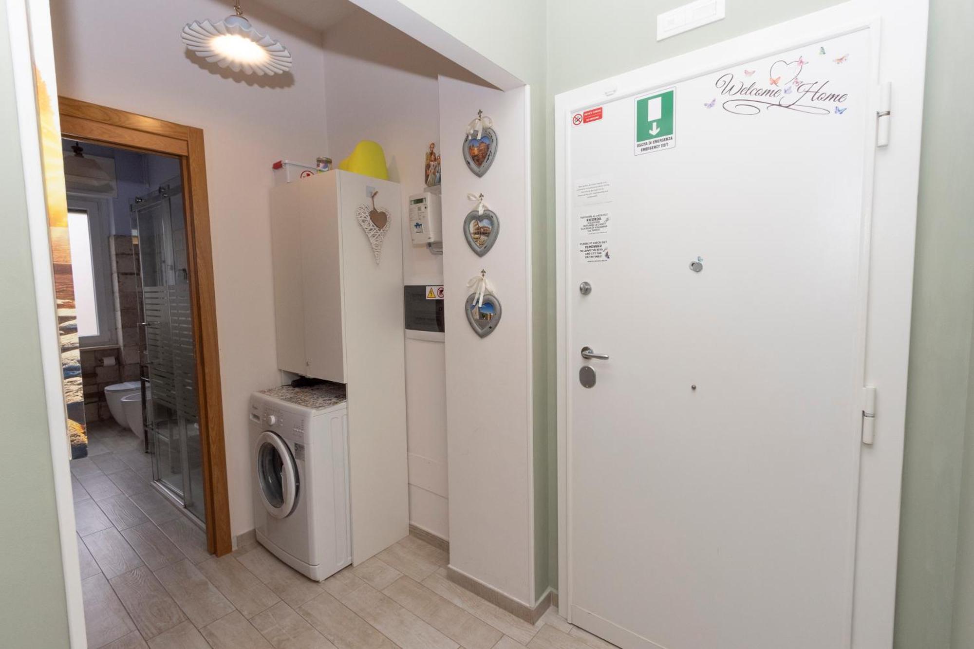 Romano Suite B9 外观 照片